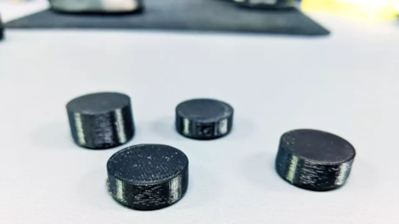 Parker printed some 3-sided coins Parker printed some 3-sided coins