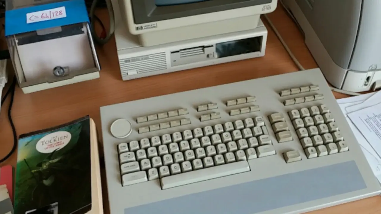 Rotary knob functions as a text scroller for terminals. Rotary knob functions as a text scroller for terminals.